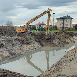 Kopanie i oczyszczanie stawów